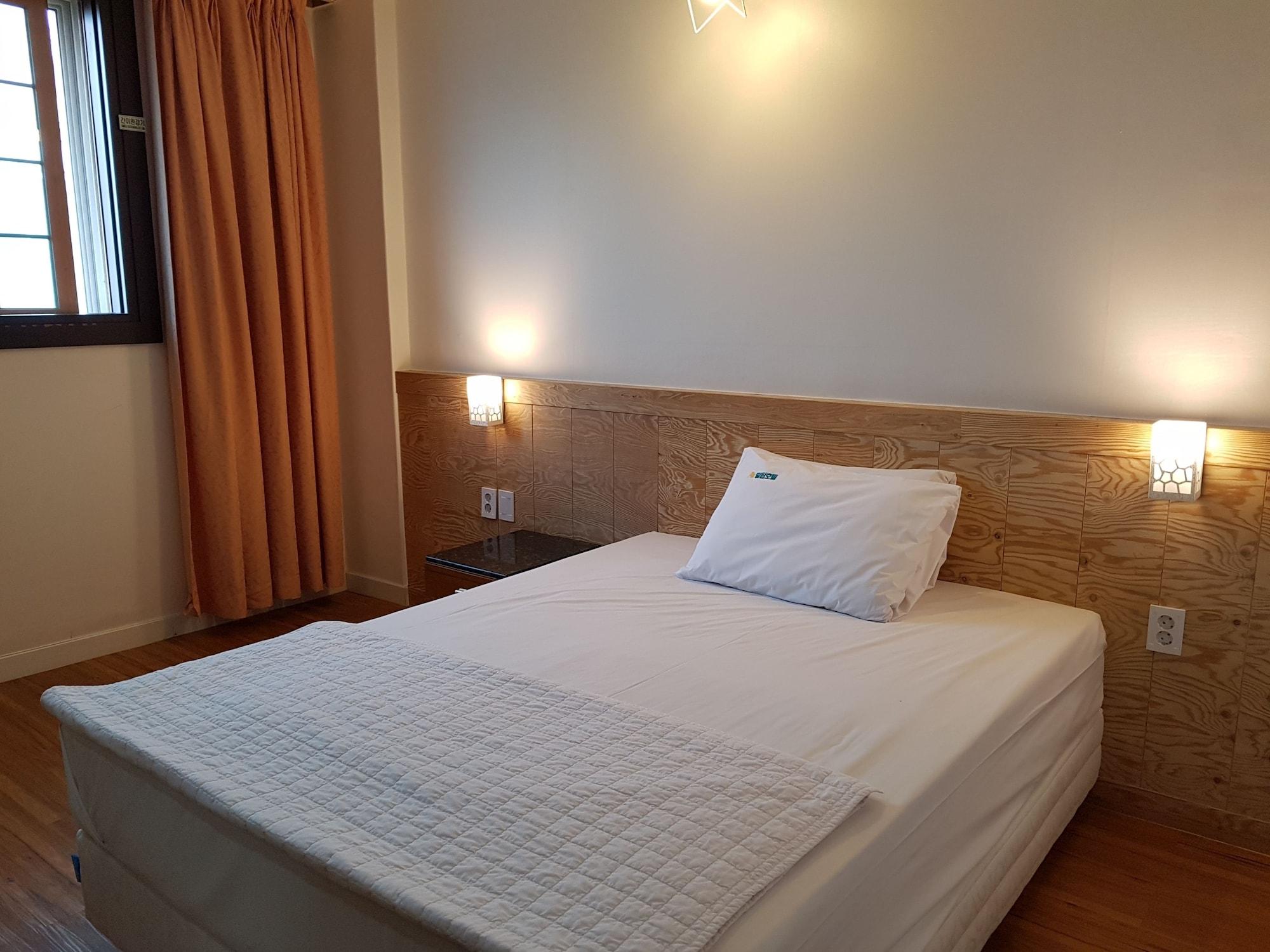 Daegu Hilltop Hotel Екстериор снимка