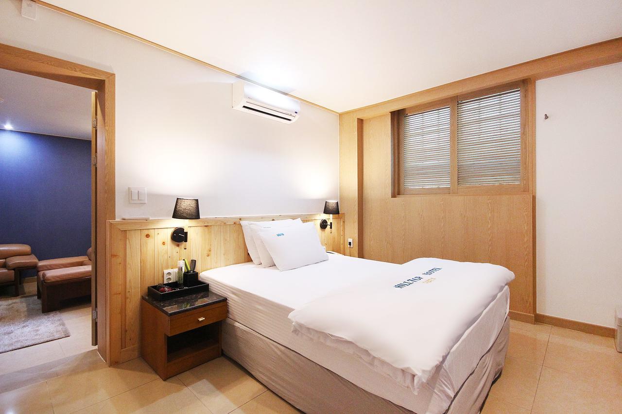 Daegu Hilltop Hotel Екстериор снимка